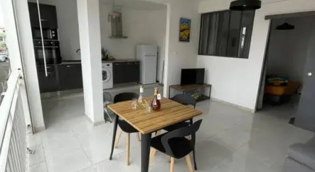 Апартаменты Sainte Luce Bg Vue Mer. Appt T2 3/4p Kazantillaise