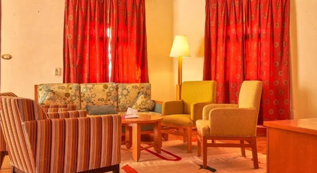 Sweet Rooms, Rezervovat Penzión se snídaní Hotely v Kena s parkováním, Parkování