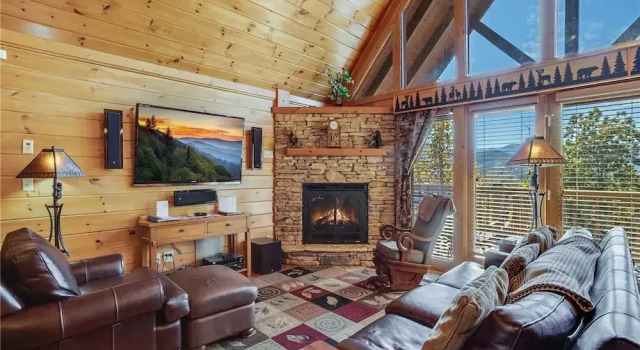 Bear Slide 4 Bedroom Home with Mountain View