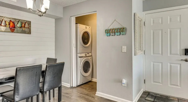 Апартаменты Explore Boardwalk Thrills! Central Destin Condo