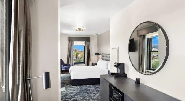 Люкс Standard Tygart Hotel, an Ascend Collection Hotel