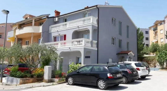 Apartman, studio and room Kata, Book Lejlighed Billige hoteller i Pula Riviera