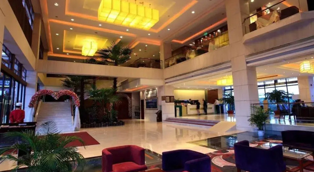 New Metropolis Hotel Huiyang - Huizhou, Varaa Hotelli Hotellit Guangdong aamiaisella, Aamiainen