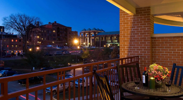 Двухместный номер Standard с балконом Hampton Inn & Suites Saratoga Springs Downtown