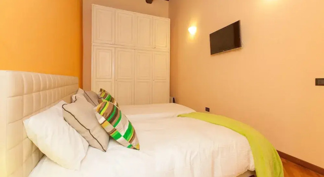 Апартаменты с 2 комнатами с балконом Rental in Rome Crociferi 2