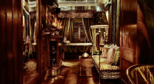 Люкс Deluxe House of Gods Glasgow
