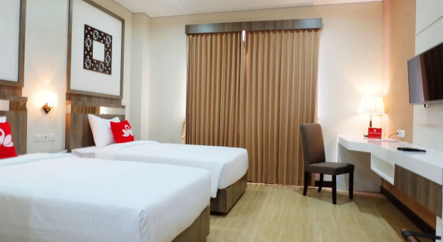 Zen Rooms Mandiri Mansion Galaxy Mall