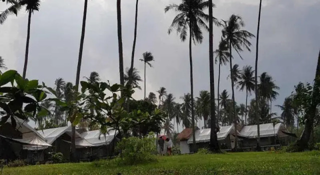 Naivacha Tent Koh Mak