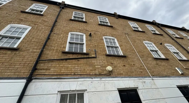 3BR Tower Bridge Parking WiFi, Забронировать Дом для отпуска Коттеджи Лондона, рядом с The Medieval Banquet, Коттедж
