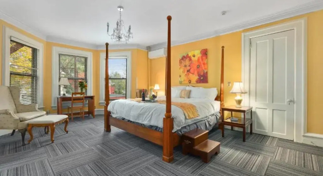 Двухместный номер Deluxe DeBary Inn