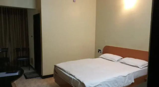 Hotel B M Shree Residency, Забронировать Отель Отели штата Карнатаки с парковкой, Парковка