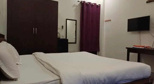 Номер Superior Homestay Chittor Inn