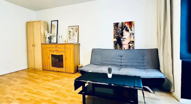 Bright 1BR Apartment Near Augarten, Prenota Appartamento Vienna Austria
