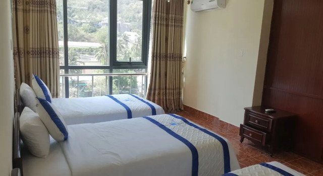 Семейный люкс Vacsava Hotel