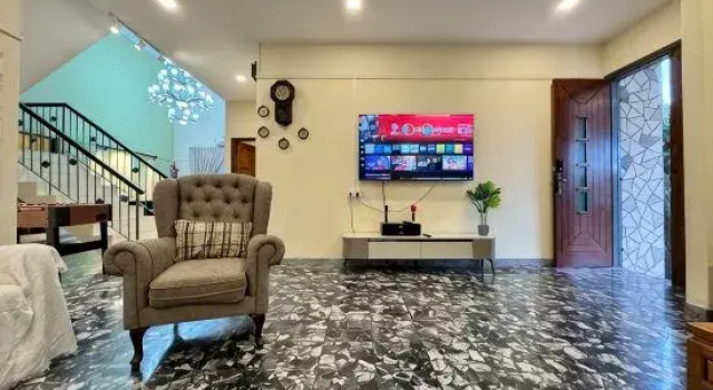 Greentown Villa 6BR 20pax | BBq | Ktv | Pool Table, Book Villa Villaer i Ipoh, nær Ipoh Convention Centre, Villa