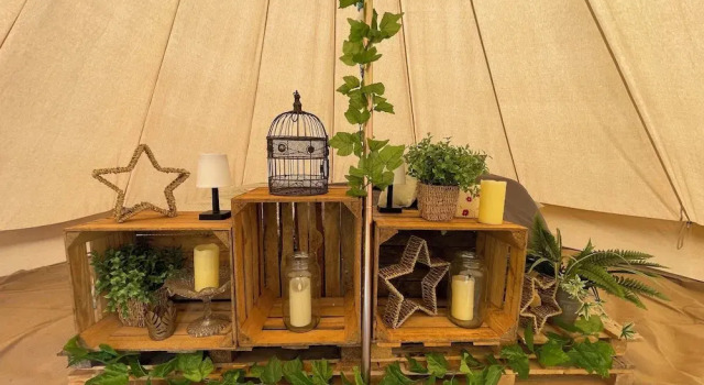 The Paddock Glamping - Clover 2, Забронировать Кемпинг Кемпинги и глэмпинги Англии, Кемпинг