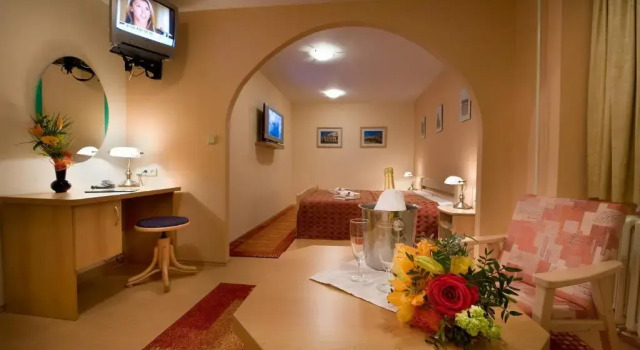 Номер Deluxe Grand Hotel