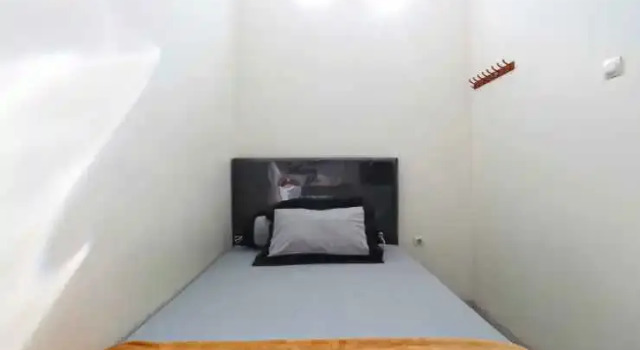 Seby InHome Sharia, Boek Hotel 3-sterren hotels in North Cirebon, in de buurt van Kanoman Palace, 3*
