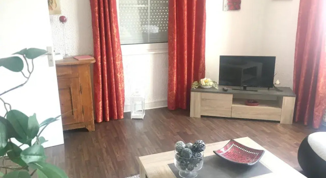 House With 2 Bedrooms in Biesheim, With Pool Access, Furnished Terrace, Book Hotel Hotels in Alsace with a Pool, Swimming Pool