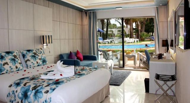 Полулюкс с видом на сад Zaki Hotel