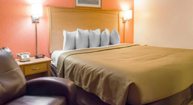 Номер Standard Econo Lodge Kansas City Downtown North