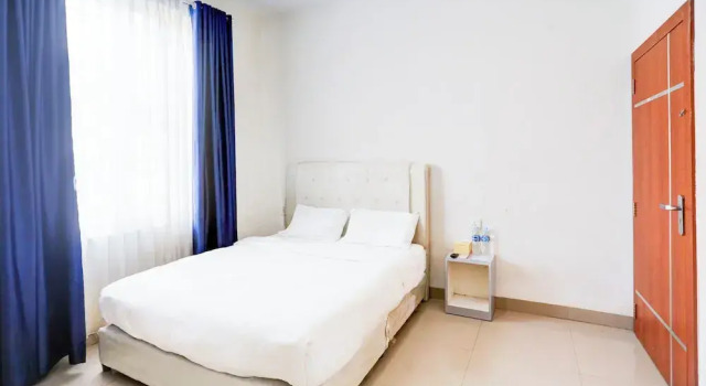 Люкс Standard Collection O Waterfront City Near Rsud Embung Fatimah formerly ZUDO Hotel