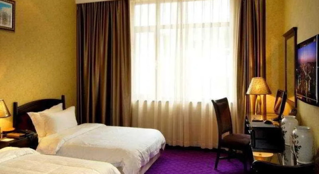 Dalian Guo Mao Jia Ri Hotel
