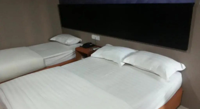 Трёхместный номер Superior Oriental Inn