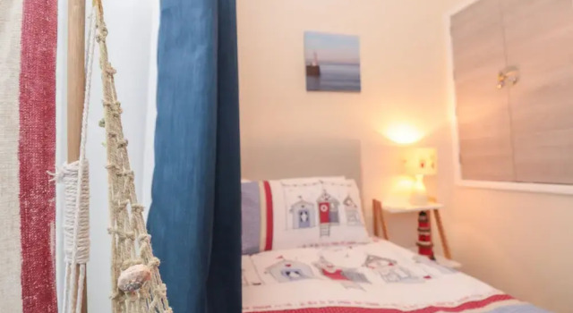 Creel Cottage, Blackwood Street, Buchen Sie Ferienhaus Hotels in Schottland mit Parkplatz, Parkplätze