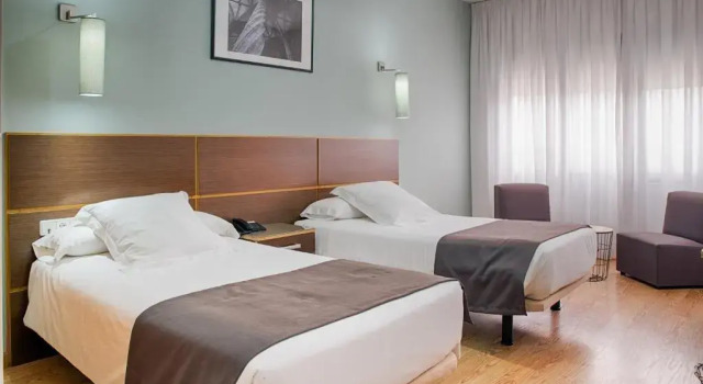 Двухместный номер Standard Plaza Alaquàs
