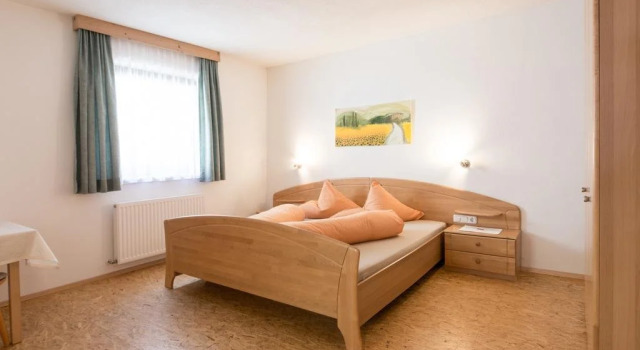 Haus Binder, Rezerwuj Hotel Hotele w Tyrol z parkingiem, Parking