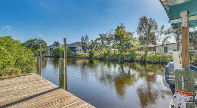 Коттедж Dockside Punta Gorda Angler's Retreat on Canal!