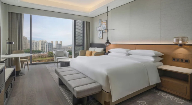 Luksusowy dwuosobowy pokój z widokiem na miasto Sheraton Ninghai Hotel