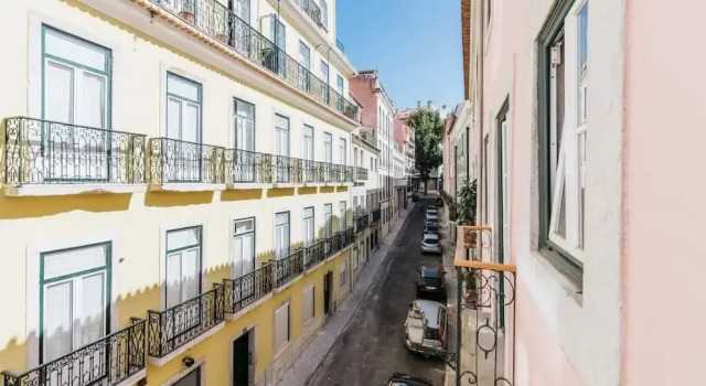 Typical Portuguese Apartment in City Center 4, Забронировать Апартаменты/квартира Апартаменты Лиссабона, рядом с Муниципальная площадь, Апартаменты/квартира