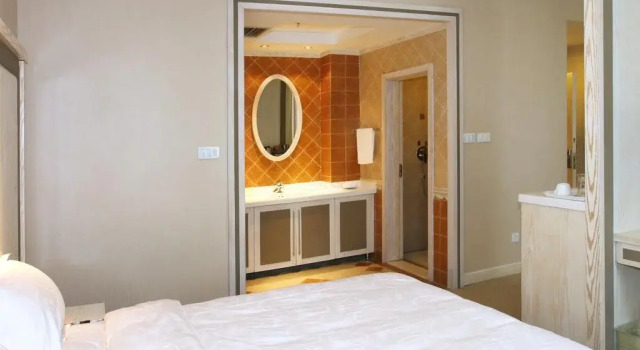 Yantai Yueting Hotel, Забронировать Отель Яньтай Yantai Region