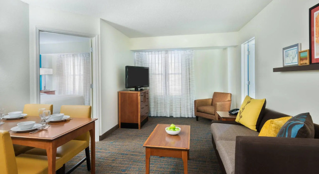 Люкс с 2 комнатами Residence Inn by Marriott St. Louis Downtown