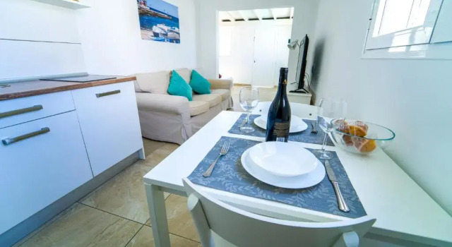 Апартаменты с видом на бассейн Apartamentos Anjomacar B