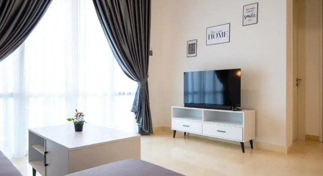 Апартаменты Totoro Theme Suite in TriTower 2BR Opp JB CIQ