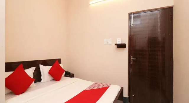OYO 23479 Studio Atrium, Prenota Hotel Salt Lake City West Bengal