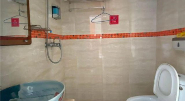 Zhexin Business Hotel, Varaa Hotelli Songjiang Shanghai