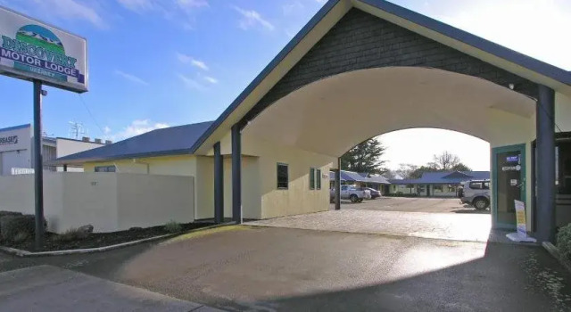 Discovery Motor Lodge, Rezerwuj Hotel Hotele w Auckland Region z parkingiem, Parking