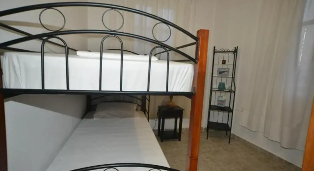 Family apartment for 2-4 people in Nisyros, Prenota Appartamento Mandrakion Pali