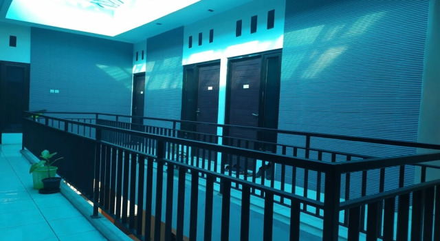 Yulia Guesthouse by OYO Rooms