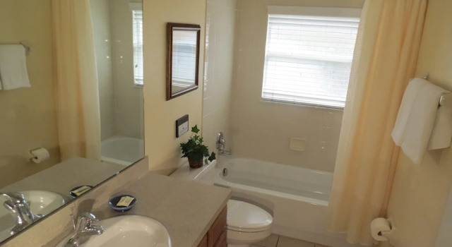 Коттедж Standard с 4 комнатами Davenport Area Pool Homes by ORB