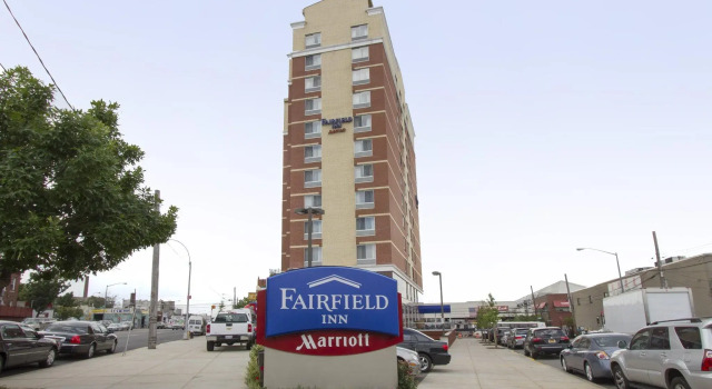 Fairfield Inn & Suites by Marriott New York Long Island City/Manhattan View, Забронировать Отель Отели Куинс 3 звезды, рядом с 33-я улица - Росон-стрит (линия ИРТ Флашинг), 3*