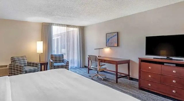 Номер Standard Clarion Inn Sheffield Muscle Shoals