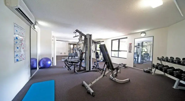 2012 Hermitage Drive Apartment, Забронировать Апартаменты/квартира Апартаменты Эрли-Бич, рядом с Рынок пляжа Эйрли, Апартаменты/квартира