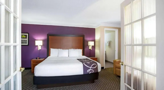 Люкс La Quinta Inn by Wyndham Odessa