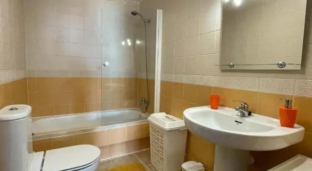 Апартаменты с 2 комнатами JAN001 Modern Spacious 2 Bedroom Apartment