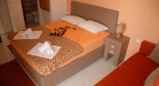 Двухместный номер Standard с балконом и с видом на сад Guest House Pasha